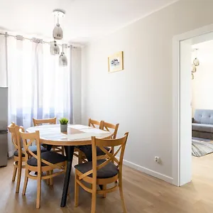 vic-apartament-chopin-2.sopothotels.com/